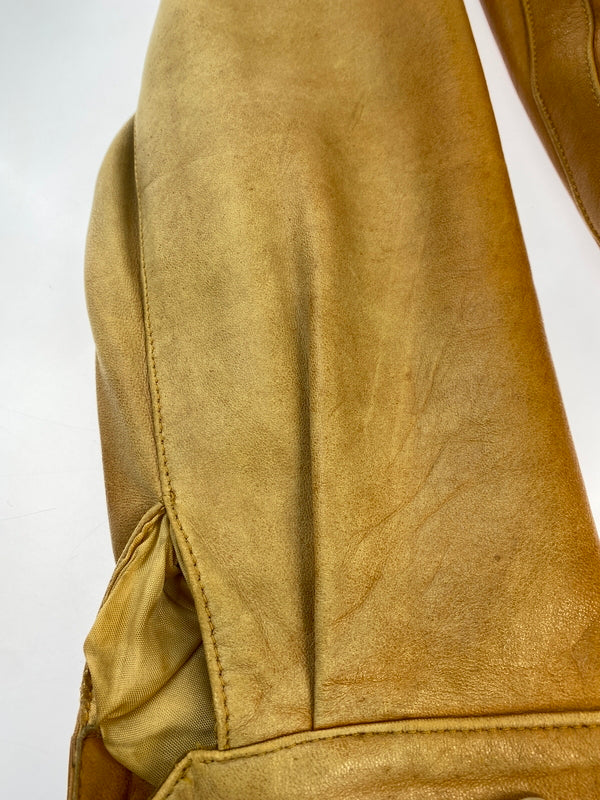 【現状渡し品】【メンズ】 C&A シー アンド エー LEATHER JACKET レザー ジャケット アウター 革ジャン 上着 146-260822-hu-48-min サイズ：表記なし不明 カラー：キャメル系 万代Net店