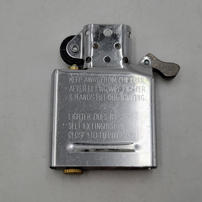 【中古品】【メンズ/レディース】 ZIPPO ジッポ EVASTORE ORIGINAL NERV OIL LIGHTER エヴァストア オリジナル オイルライター リバイバル版 喫煙具 206-250921-as-02-izu カラー：シルバー 万代Net店