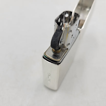 【中古品】【メンズ/レディース】 ZIPPO ジッポ EVASTORE ORIGINAL NERV OIL LIGHTER エヴァストア オリジナル オイルライター リバイバル版 喫煙具 206-250921-as-03-izu カラー：シルバー 万代Net店