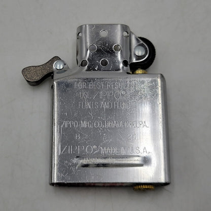 【中古品】【メンズ/レディース】 ZIPPO ジッポ EVASTORE ORIGINAL NERV OIL LIGHTER エヴァストア オリジナル オイルライター リバイバル版 喫煙具 206-250921-as-03-izu カラー：シルバー 万代Net店