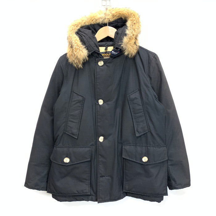 【中古品】【メンズ】 WOOLRICH ウールリッチ ARCTIC PARKA ダウンジャケット アウター ブランド 古着 144-250517-gm-18-fuz サイズ：M カラー：ブラック 万代Net店