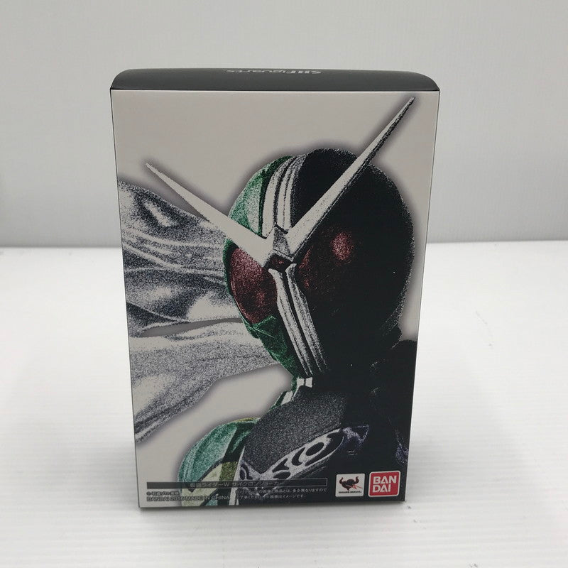【中古美品】 S.H.Figuarts 真骨彫製法 仮面ライダーW サイクロンジョーカー 未開封 042-260706-ti-08-tagh 万代Net店