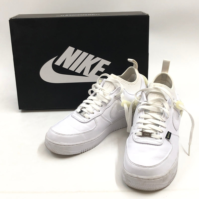 【中古品】【メンズ】 NIKE ナイキ × UNDERCOVER アンダーカバー AIR FORCE 1 LOW DQ7558-101 エアフォース1 ロー スニーカー シューズ 靴 160-261014-hn-13-fur サイズ：26.5cm US8.5 カラー：ホワイト 万代Net店