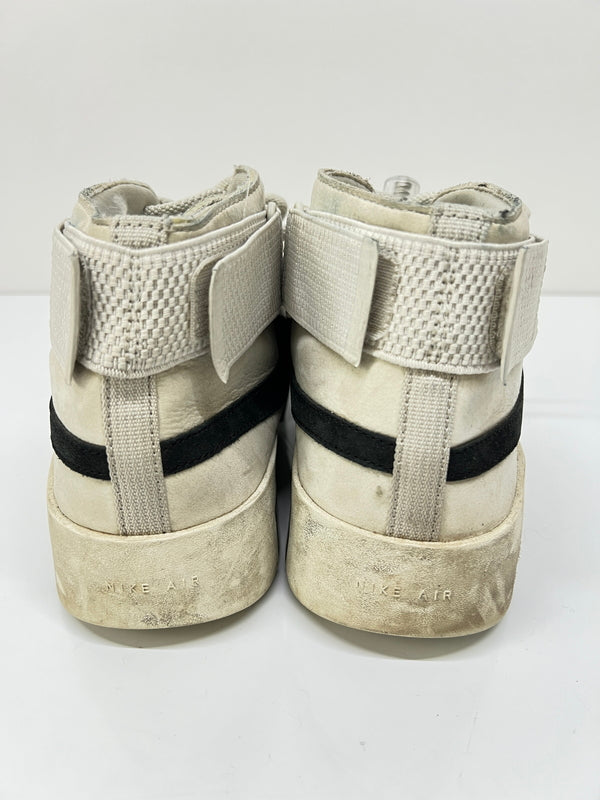 【現状渡し品】【メンズ】 NIKE ナイキ× FEAR OF GOD フィアオブゴッド RAID LIGHT BONE BLACK-SAIL AT8087-001 レイド ライトボーン ブラック セイル スニーカー 靴 160-260822-YS-21-hon サイズ：28 カラー：LIGHT BONE/BLACK-SAIL 万代Net店
