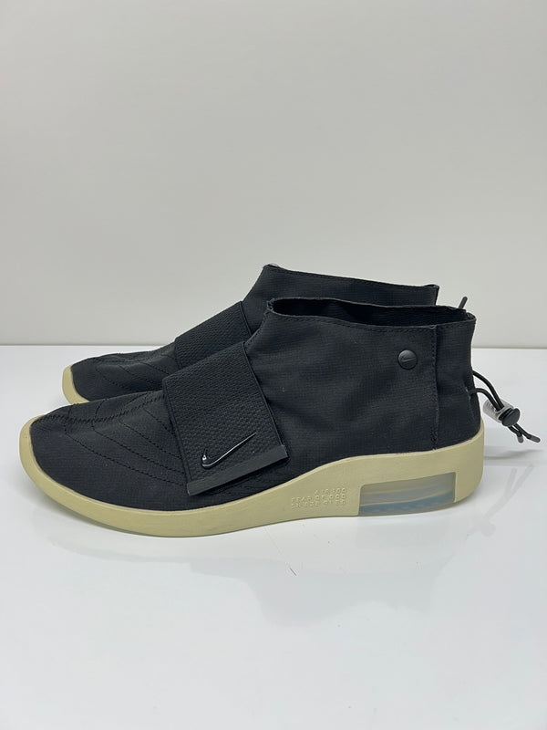 【中古品】【メンズ】 NIKE ナイキ AIR FEAR OF GOD MOC AT8086-002 エア フィア オブ ゴッド モック スニーカー 靴 シューズ 160-260822-SH-01-hon サイズ：29cm US11 カラー：BLACK/BLACK-FOSSIL 万代Net店