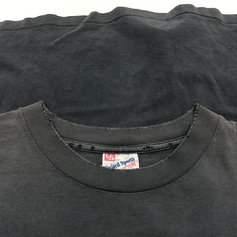 【ジャンク品】【メンズ】 UNITED SPORTS ユナイテッドスポーツ 90S "BRUCE LEE" PRINT S/S TEE 両シングル USA製 ブルース・リー プリント 半袖Tシャツ トップス 146-260723-hn-03-fur サイズ：L カラー：チャコール系 万代Net店