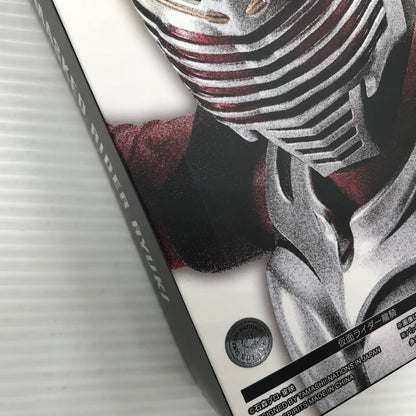 【中古美品】 S.H.Figuarts 真骨彫製法 仮面ライダー龍騎 （再販） 未開封 042-260707-ti-14-tagh 万代Net店
