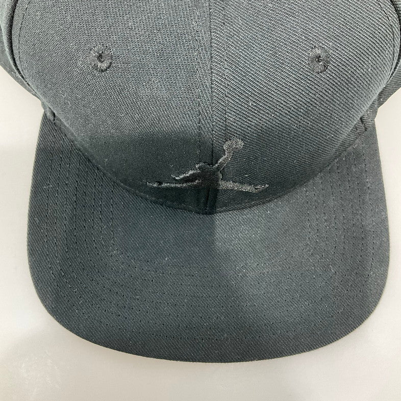 【中古品】【メンズ】 AIR JORDAN JAMPMANキャップ 185-260502-SS-04-iwa カラー：ブラック 万代Net店