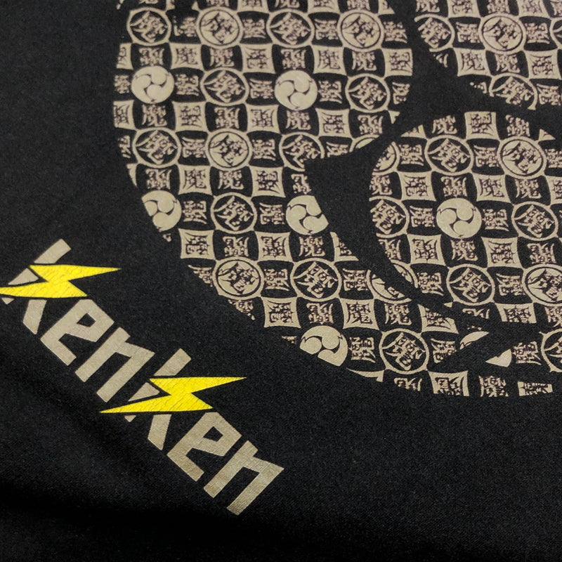 【現状渡し品】【メンズ】 RIZE ライズ PRINT SS TEE KENKENモデル プリント 半袖Tシャツ トップス 146-260723-hn-07-fur サイズ：L カラー：ブラック 万代Net店