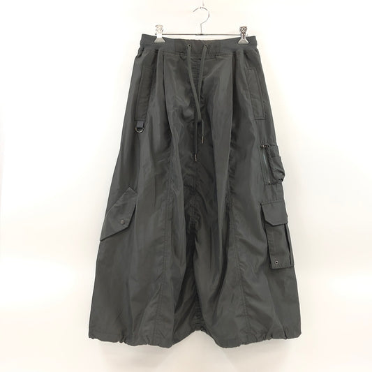 【中古美品】【レディース】 LASUD ACTIVE ラシュッド アクティブ NYLON SKIRT a174 ナイロンスカート ボトムス 168-260723-hn-09-fur サイズ：F カラー：チャコール系 万代Net店