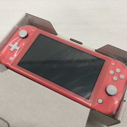 【未使用品】 Nintendo Switch Lite コーラル スイッチ ライト 034-260914-ns-25-tei 万代Net店