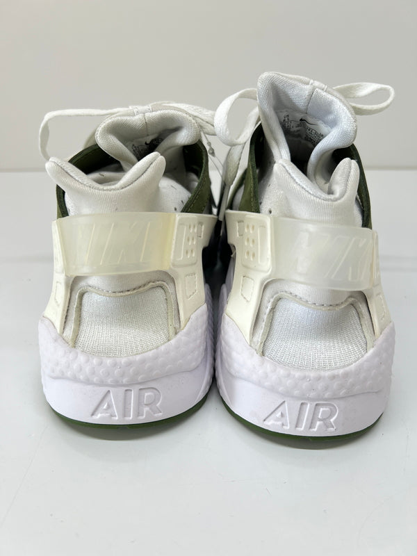 【中古品】【メンズ】 NIKE ナイキ×STUSSY ステューシー 別注 コラボ AIR HUARACHE LE DARK OLIVE DD1381-300 エア ハラチ ライトオリーブ スニーカー 靴 160-260822-SH-13-hon サイズ：26.5cm US8.5 カラー：ダークオリーブ 万代Net店
