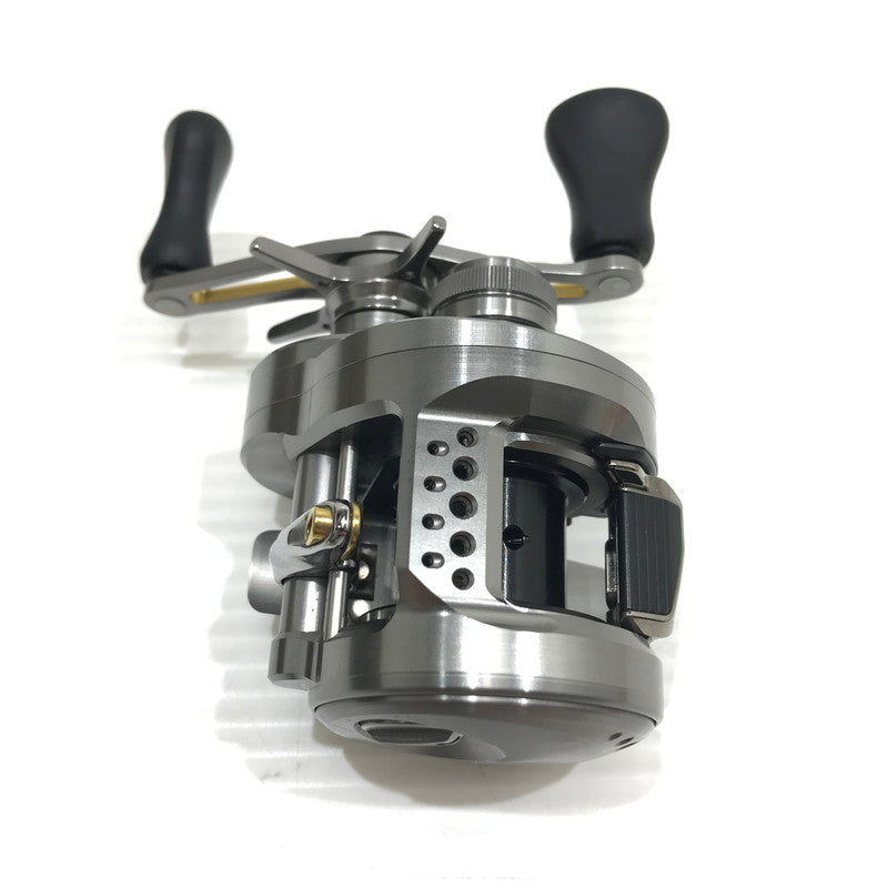 【中古品】SHIMANO シマノ 23 CALCUTTA CONQUEST カルカッタ コンクエスト BFS HG 右ハンドル ベイトリール 釣り 釣り具等 134-251120-yk-01-tag 万代Net店