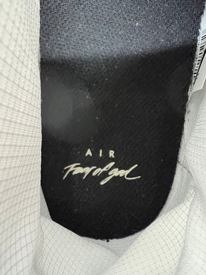 【中古品】【メンズ】 NIKE ナイキ×FEAR OF GOD フィア オブ ゴッド 別注 コラボ MOC PURE PLATINUM AT8086-001モック ピュアプラチナム スニーカー 靴 160-260822-SH-15-hon サイズ：26.5cm US8.5 カラー：グレー 万代Net店