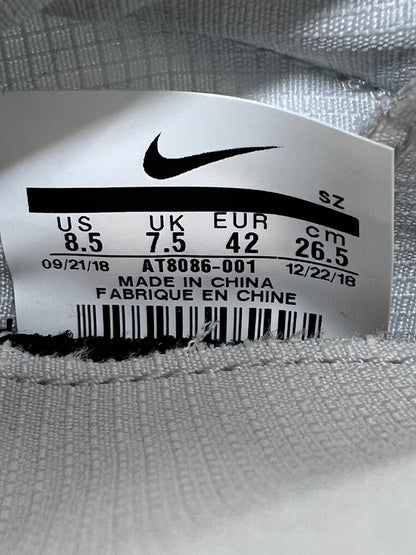 【中古品】【メンズ】 NIKE ナイキ×FEAR OF GOD フィア オブ ゴッド 別注 コラボ MOC PURE PLATINUM AT8086-001モック ピュアプラチナム スニーカー 靴 160-260822-SH-15-hon サイズ：26.5cm US8.5 カラー：グレー 万代Net店