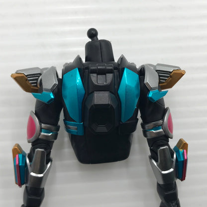 【中古品】 S.H.Figuarts 仮面ライダーギーツ 仮面ライダーパンクジャック モンスターフォーム/ビートフォーム 開封済み 箱ヤケ・イタミあり 042-260709-ti-08-tagh 万代Net店