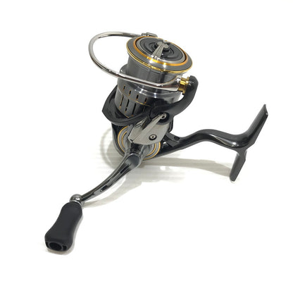 【中古品】DAIWA ダイワ 21 LUVIAS AIRITY ルビアスエアリティー FC LT2000S-P スピニングリール 釣り 釣り具等 134-251121-yk-03-tag 万代Net店