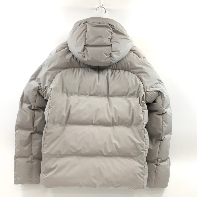 【中古品】【メンズ】 UNIQLO ユニクロ SEAMLESS DOWN PARKA シームレス ダウンパーカー ダウンジャケット アウター 147-261017-hn-12-fur サイズ：XL カラー：グレー 万代Net店
