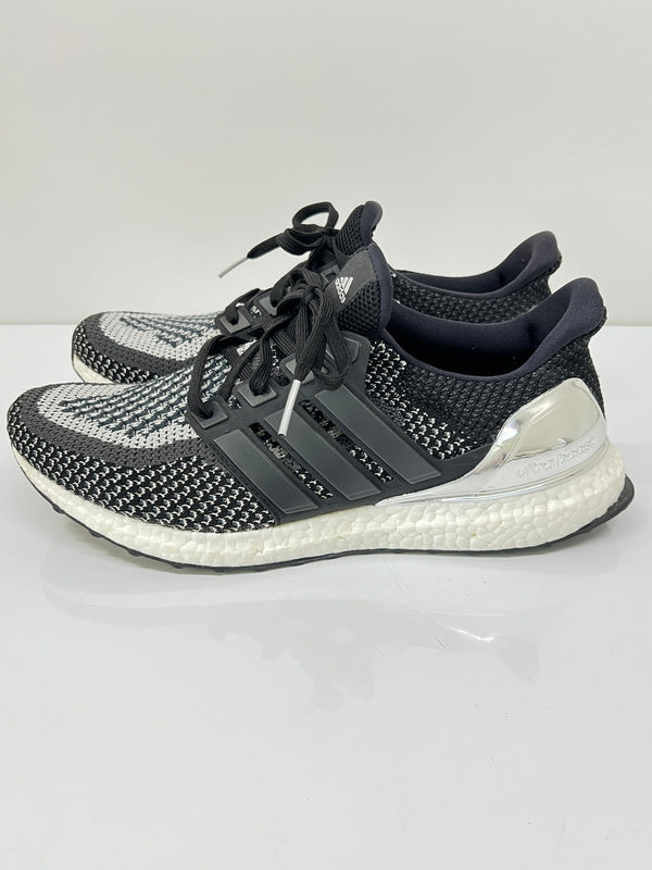 【中古品】【メンズ】 ADIDAS アディダス ULTRA BOOST LTD CELEB BB4077 ウルトラブーストフォアセレブレーションスニーカー 靴 161-260824-YS-04-hon サイズ：28 カラー：BLACK/SILVER 万代Net店
