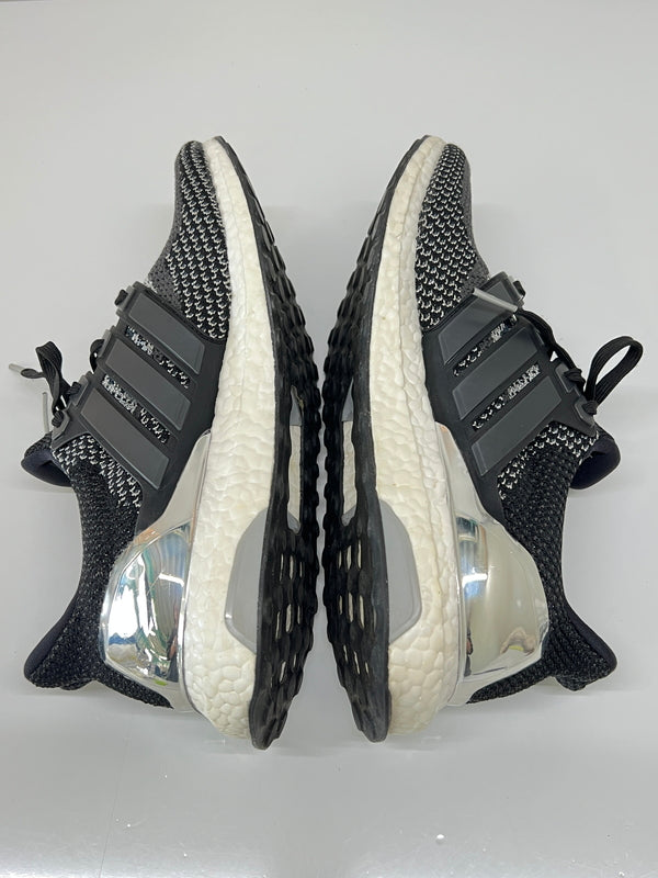 【中古品】【メンズ】 ADIDAS アディダス ULTRA BOOST LTD CELEB BB4077 ウルトラブーストフォアセレブレーションスニーカー 靴 161-260824-YS-04-hon サイズ：28 カラー：BLACK/SILVER 万代Net店