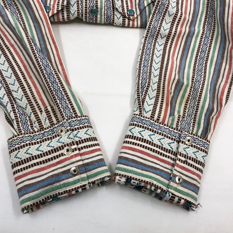 【中古品】【メンズ】 INDIAN MOTORCYCLE インディアンモーターサイクル MULTI STRIPE WESTERN LS SHIRT マルチストライプ ウエスタン 長袖シャツ カジュアルシャツ トップス 145-260507-hn-11-fur サイズ：M カラー：マルチカラー 万代Net店