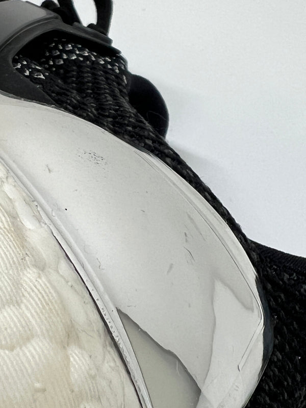 【中古品】【メンズ】 ADIDAS アディダス ULTRA BOOST LTD CELEB BB4077 ウルトラブーストフォアセレブレーションスニーカー 靴 161-260824-YS-04-hon サイズ：28 カラー：BLACK/SILVER 万代Net店