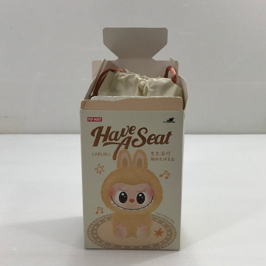 【中古美品】 POPMART LABUBU THE MONSTERS Have A Seat ぬいぐるみシリーズ DUODUO(シークレット) 038-260507-ti-04-tag 万代Net店