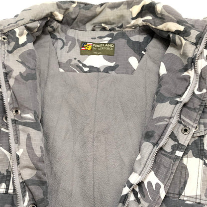 【現状渡し品】【メンズ】 US ARMY アメリカ軍 ジャケット アウター 145-250831-hn-04-fur サイズ：XXL カラー：グレー/カモフラージュ 万代Net店