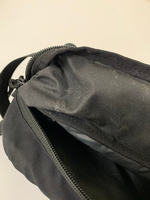 【中古品】【メンズ/レディース】 MYSTERY RANCH ミステリーランチ FULL MOON SHOULDER BAG フルムーン ショルダーバッグ カバン 188-250523-yn-04-min カラー：ブラック 万代Net店