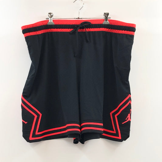 【中古品】【メンズ】 NIKE ナイキ JORDAN DRI－FIT DIAMOND SHORTS HF9910-014 ジョーダン スポーツ ドライフィット ダイアモンド ショーツ ショートパンツ ボトムス 159-261022-hn-08-fur サイズ：3XL カラー：ブラック/レッド 万代Net店
