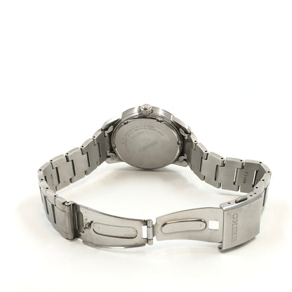 【中古品】【メンズ】 SEIKO セイコー SOLAR ANALOG WATCH V158-0AM0 青文字盤 ソーラー アナログ 腕時計 197-260730-hn-03-fur カラー：シルバー/ネイビー 万代Net店