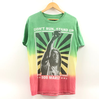 【現状渡し品】【メンズ】 ZION ザイオン BOB MARLEY "DON'T RUN STAND UP" S/S TEE ボブ・マーリー プリント 半袖Tシャツ トップス 146-260802-hn-07-fur サイズ：M カラー：マルチカラー 万代Net店