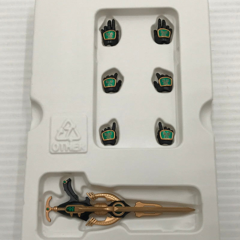 【中古品】 バンダイ S.H.Figuarts 真骨彫製法 仮面ライダークウガ ライジングペガサス 開封済み 多少の汚れあり 042-260727-ti-15-tagh 万代Net店