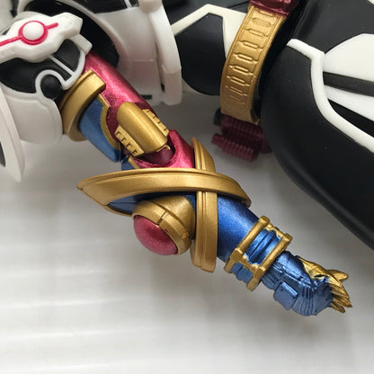 【中古品】 S.H.Figuarts 仮面ライダーエボル ブラックホールフォーム(フェーズ4) 仮面ライダービルド 開封済み 箱ゆがみあり 042-260728-ti-01-tagh 万代Net店