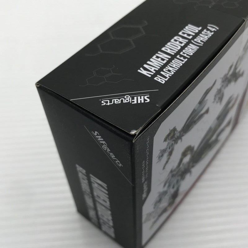 【中古品】 S.H.Figuarts 仮面ライダーエボル ブラックホールフォーム(フェーズ4) 仮面ライダービルド 開封済み 箱ゆがみあり 042-260728-ti-01-tagh 万代Net店