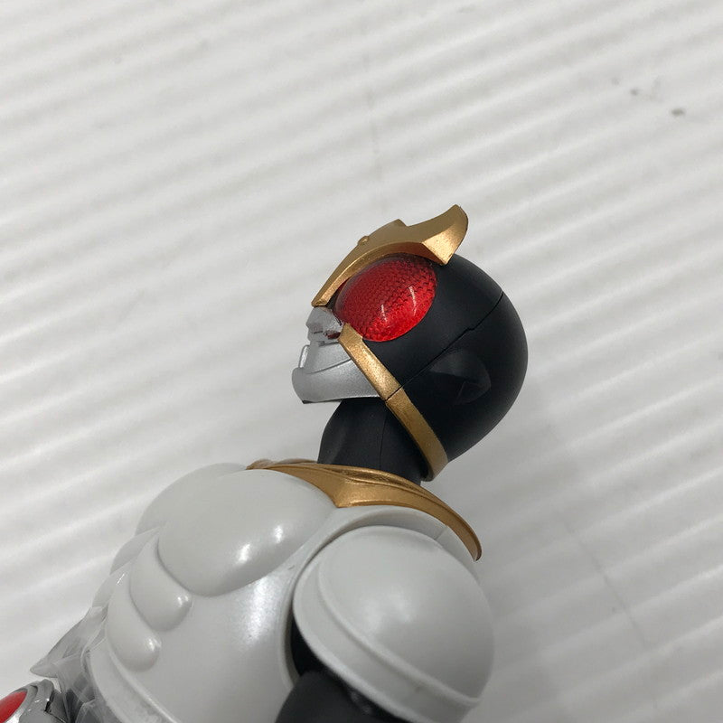 【中古美品】 バンダイ S.H.Figuarts 真骨彫製法 仮面ライダークウガ グローイングフォーム 開封済み 042-260730-ti-07-tagh 万代Net店