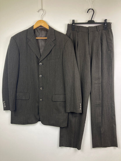 【中古品】【メンズ】 BASIC UOMO COLLECTION ベーシック ウオモ コレクション STRIPE WOOL SETUP SUIT 163-1021-55 ストライプウールセットアップスーツ アウター 147-260826-YS-06-hon サイズ：(90-76-170) パンツ(YA5) カラー：ダークブラウン 万代Net店