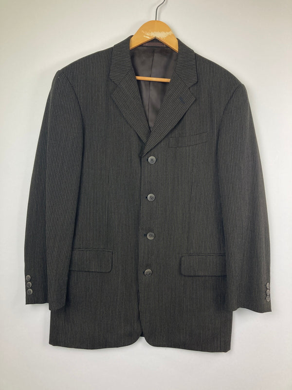 【中古品】【メンズ】 BASIC UOMO COLLECTION ベーシック ウオモ コレクション STRIPE WOOL SETUP SUIT 163-1021-55 ストライプウールセットアップスーツ アウター 147-260826-YS-06-hon サイズ：(90-76-170) パンツ(YA5) カラー：ダークブラウン 万代Net店