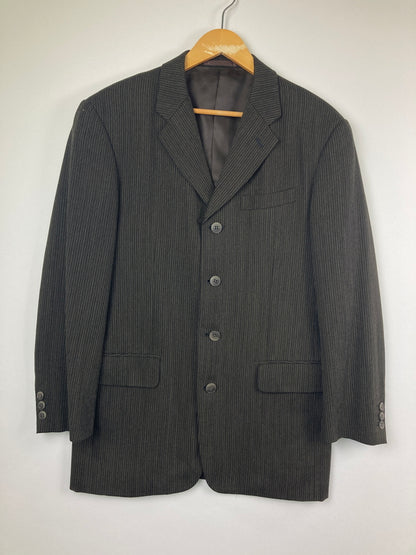 【中古品】【メンズ】 BASIC UOMO COLLECTION ベーシック ウオモ コレクション STRIPE WOOL SETUP SUIT 163-1021-55 ストライプウールセットアップスーツ アウター 147-260826-YS-06-hon サイズ：(90-76-170) パンツ(YA5) カラー：ダークブラウン 万代Net店