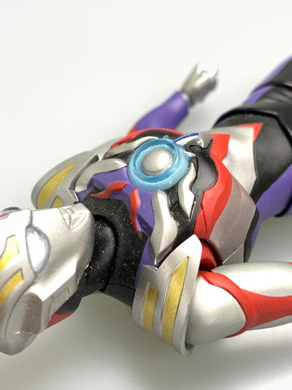 【現状渡し品】 S.H.Figuarts ウルトラマンオーブ スペシウムゼペリオン アクションフィギュア BANDAI 044-260205-zi-05-min 万代Net店