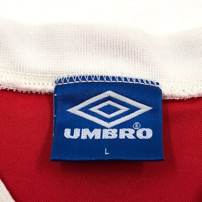 【中古品】【メンズ】 UMBRO アンブロ GAME SHIRT ロゴ刺繡 ゲームシャツ 半袖シャツ トップス 146-260810-hn-03-fur サイズ：L カラー：レッド 万代Net店