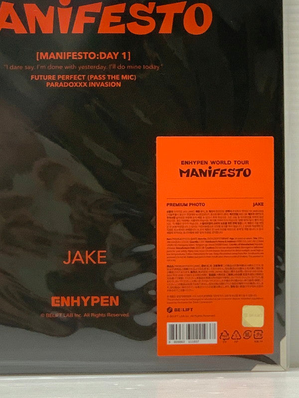 【中古美品】 ENHYPEN MANIFESTO プレミアムフォト ジェイク エンハイフン アイドル グッズ カード 084-250815-em-08-min 万代Net店