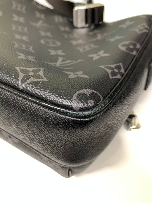 【中古品】【メンズ/レディース】 LOUIS VUITTON ルイ・ヴィトン タイガラマ・エクリプス アウトドア メッセンジャーPM M30233 ショルダーバッグ カバン 179-241016-yn-14-min カラー：ブラック 万代Net店