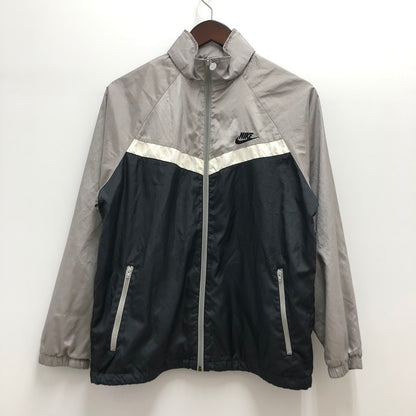 【中古品】【メンズ】 NIKE ナイキ NIKE ナイロンジャケット 160-241129-wy-6-tom サイズ：L カラー：グレー 万代Net店