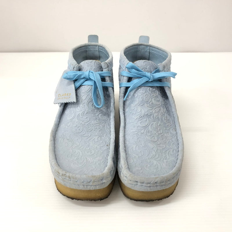 【中古品】【メンズ】  CLARKS ORIGINALS×END. OXFORD FLOWERS WALLABEE BOOT  エンド. × クラークス オリジナルス オックスフォード フラワーズ ワラビー ブーツ 162-240711-si-7-tei サイズ：29cm カラー：ブルー 万代Net店