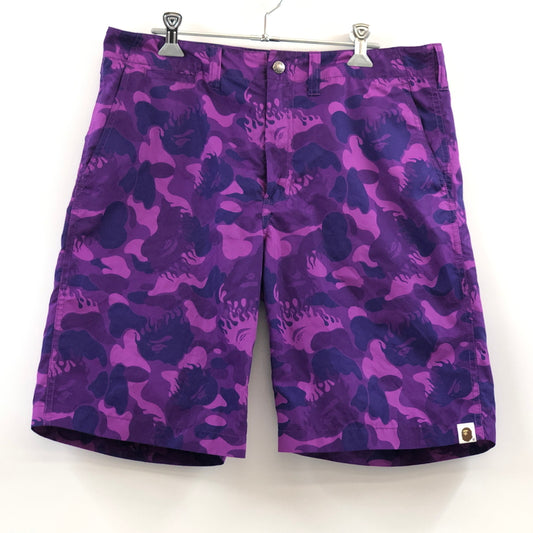 【中古品】【メンズ】 A BATHING APE アベイシングエイプ FIRE CAMO HALF PANTS ファイヤーカモ ハーフパンツ ボトムス 153-260815-hn-05-fur サイズ：M カラー：パープル/カモフラージュ 万代Net店