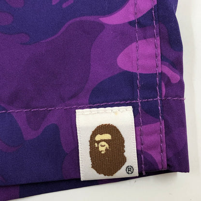 【中古品】【メンズ】 A BATHING APE アベイシングエイプ FIRE CAMO HALF PANTS ファイヤーカモ ハーフパンツ ボトムス 153-260815-hn-05-fur サイズ：M カラー：パープル/カモフラージュ 万代Net店