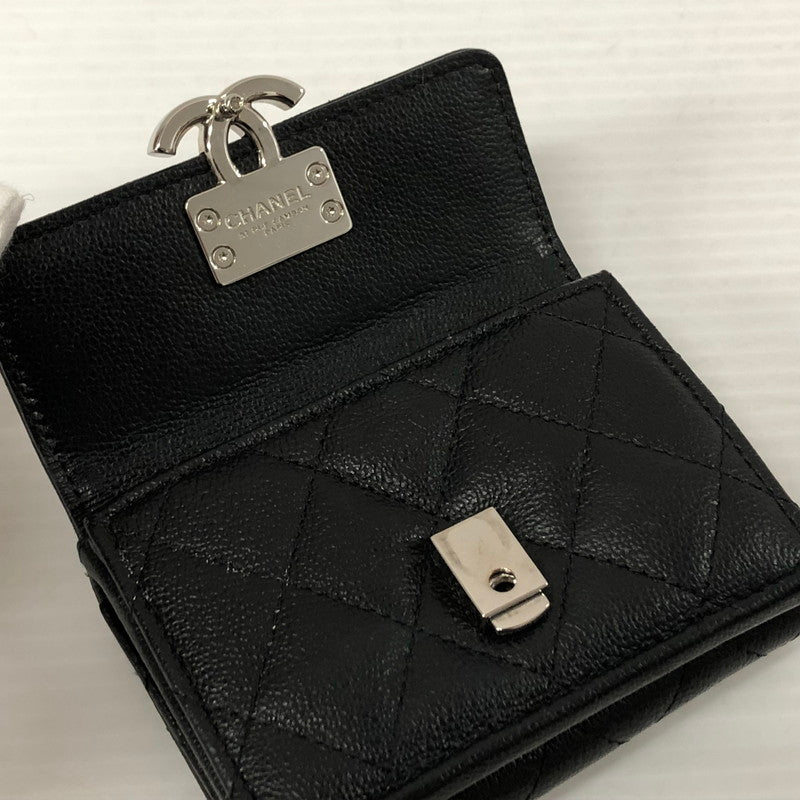 【中古品】【レディース】 CHANEL シャネル AP1175 ダブルココクリップ 三つ折り財布 グレインドカーフスキン マトラッセ ウォレット 財布 181-231130-ma-15-tei カラー：ブラック 万代Net店
