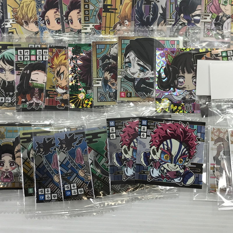 【中古品】 鬼滅の刃 シール カード 大量 セット ウエハース付属シール等 開封未開封混合 051-260609-ti-10-tag 万代Net店