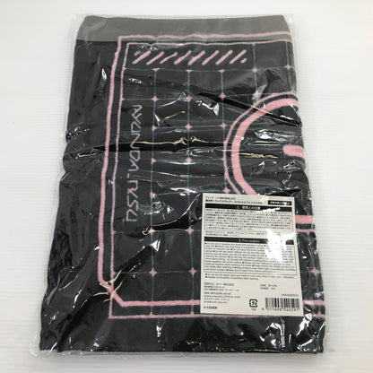 【中古美品】 ホロライブ アユンダ・リス 誕生日記念2025 異世界トラックドライバー フェイスタオル＆ゆらゆらアクリルジオラマスタンド 2点セット パッケージ未開封 053-260611-ti-20-tag 万代Net店